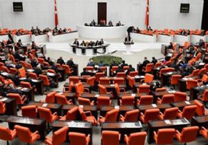 Meclis’te tarihi gün: Baykal başkan, Öcalan’ın yeğeni katip! 