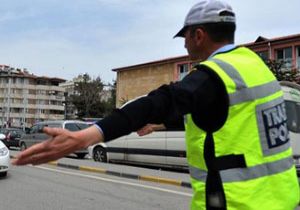 Bayram kanunları: Her 10 kilometreye bir polis ekibi 