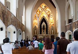 Küba da 56 yıl sonra ilk kilise