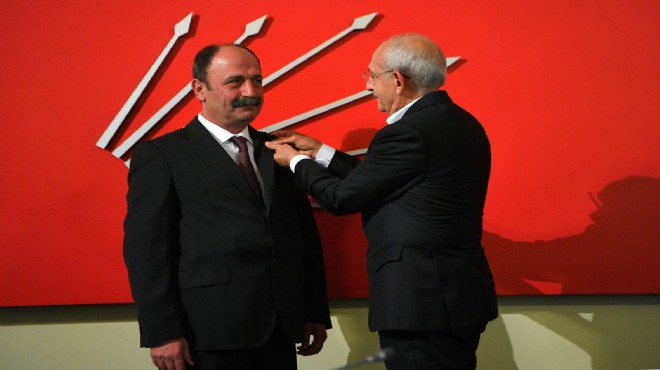 Rozetini Kılıçdaroğlu taktı... Nuşirevan Elçi CHP ye katıldı