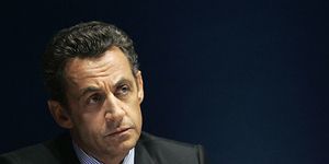 Sarkozy den çok kızdıracak Ermeni açıklaması