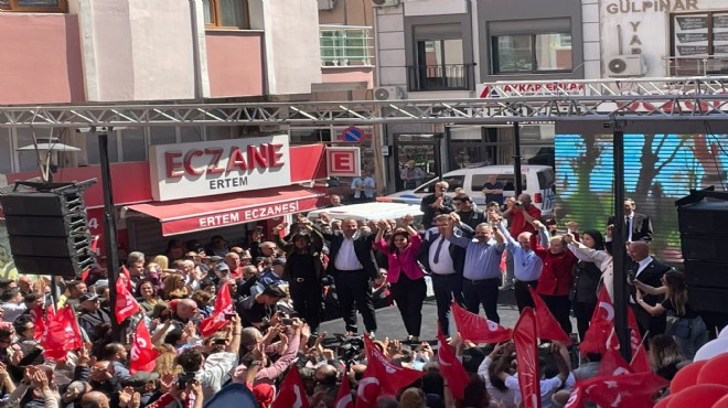 Seferihisar da miting gibi açılış... Soyer: Asalakları temizleyeceğiz