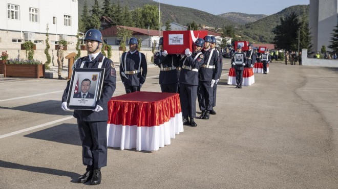 Şehit askerler için Tunceli de tören düzenlendi