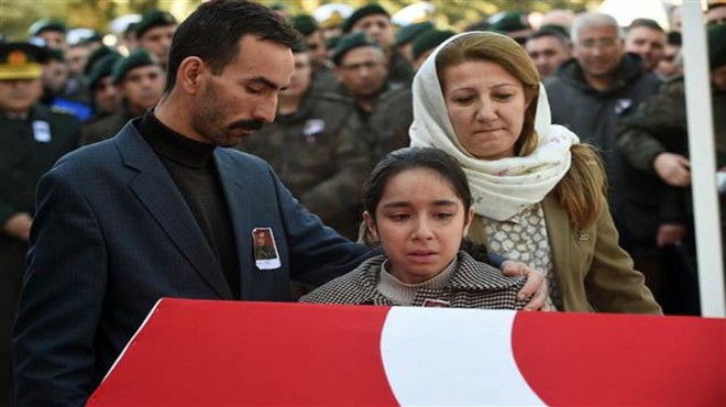 Şehit kızı yürekleri yaktı: Babacığım ben sana…