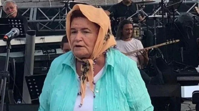 Selda Bağcan ın konser provası kıyafeti gündem oldu