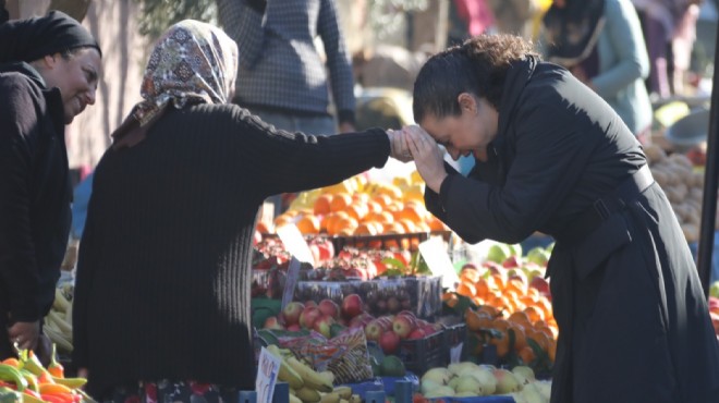 Sengel e pazarda sıcak karşılama