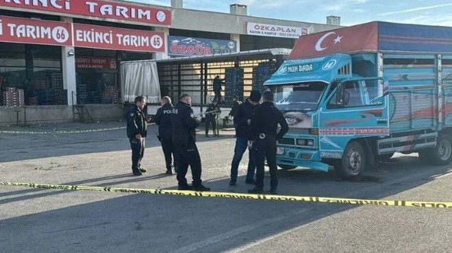 Sokak ortasında silahlı kavga: 1 ölü, 1 yaralı