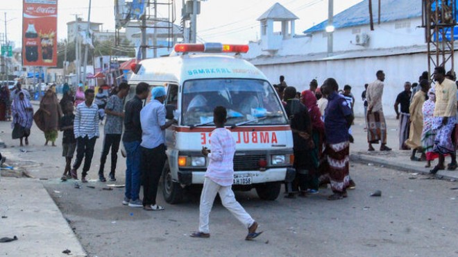 Somali de plajda saldırı: 32 ölü