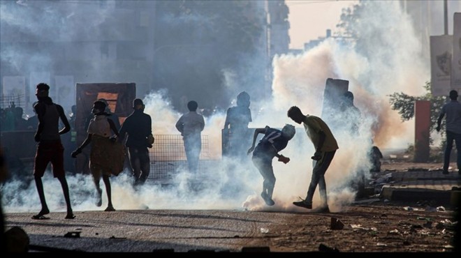 Sudan da protestolarda onlarca kişi öldü