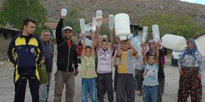 Şaşal köyü susuzluktan kırılıyor!