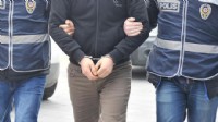 İzmir'de FETÖ operasyonu: 2 kişi tutuklandı!