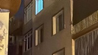 İzmir'de dehşet evi: Karısını öldürüp kendini balkona astı!