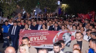 İzmir, 9 Eylül aşkına tek yürek!