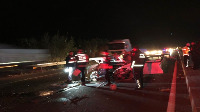 TIR a ok gibi saplandı: Sürücü yaşamını yitirdi