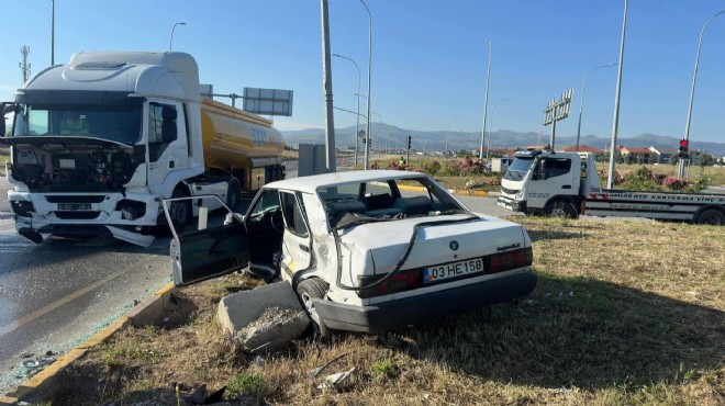 TIR la otomobil çarpıştı: 3 yaralı