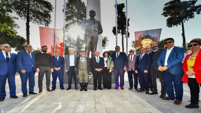 Açılış Soyer den... Tire Atatürk heykeline kavuştu!
