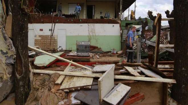 Tropikal kasırgada ölenlerin sayısı 40 a çıktı