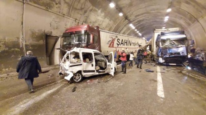 Tünel kapandı... Bolu Dağı nda zincirleme kaza!