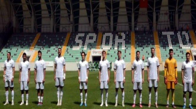 Üç yılda Süper Lig’den 3. Lig’e düşmüştü... Akhisarspor a gençlerle başardı!