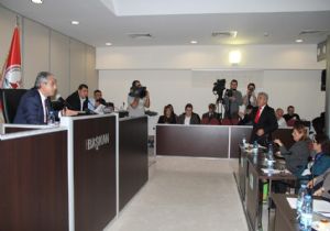 Karşıyaka Meclisi’nde cemevi tartışması: AK Parti Grubu terk etti! 