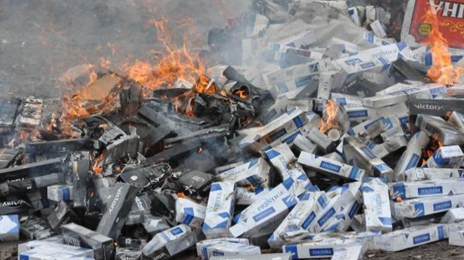 Uşak ta 66 bin paket kaçak sigara imha edildi