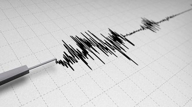 Van da sabaha karşı art arda 2 deprem!