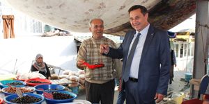 Bayraklı adayı Sarı: Hizmet etmenin derdindeyiz