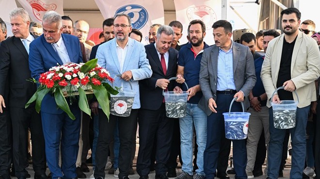 Yasak sona eriyor... İzmir de balıkçılık sezonu başlıyor!