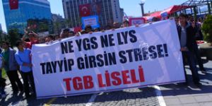 İzmir de yumurtalı YGS eylemi