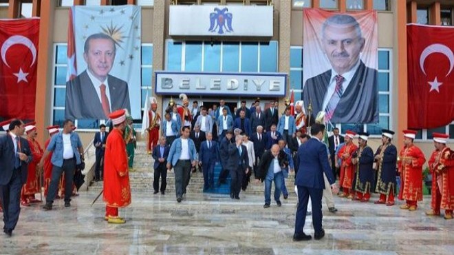 ‘Yıldırım’a İzmir Marşı’nın perde arkası: Başbakan ne tepki verdi?