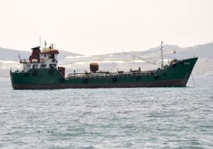 ‘Çevreci’ gemi: İzmir sularında atık bırakmayacak! 